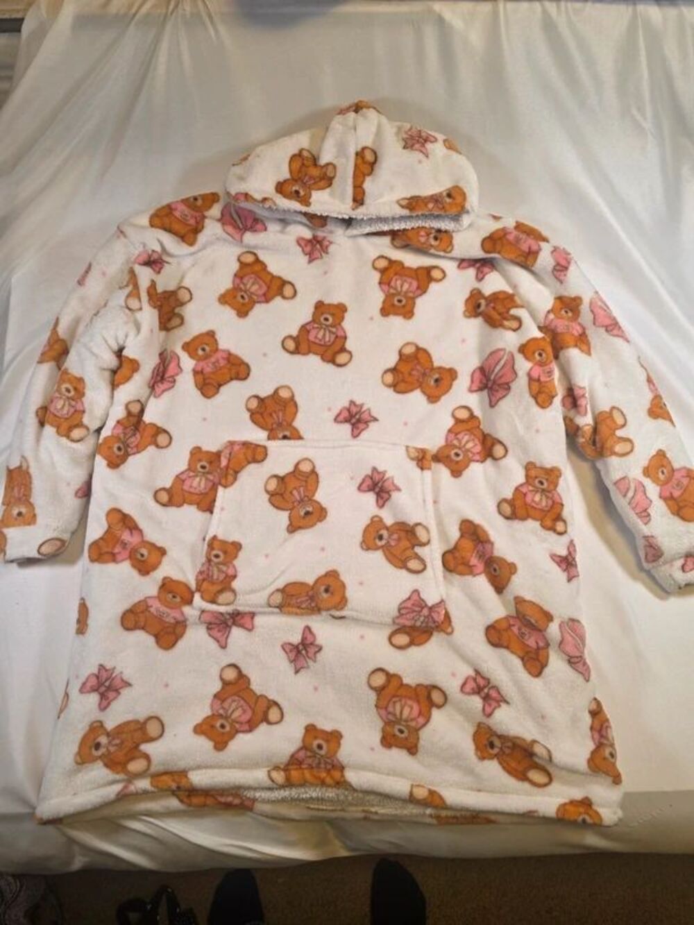 Grumpy & Gorgeous Teddy Bear & Pink Bow Fleece Oversized Hoodie Blanket (S/M)